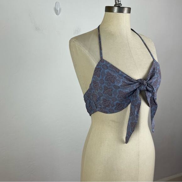 Free People Jen’s Pirate Booty Paisley Tie Front Paisley Top Large - Picture 2 of 7